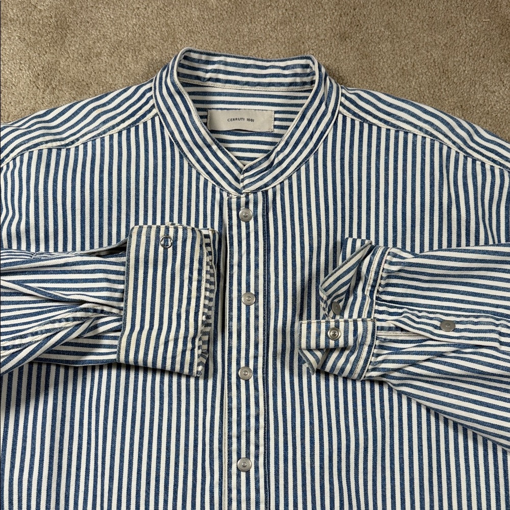 Men's Blue and White Striped Casual Shirt - Picture 8 of 9